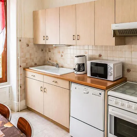 Appartement Awesome In With House Sea View *